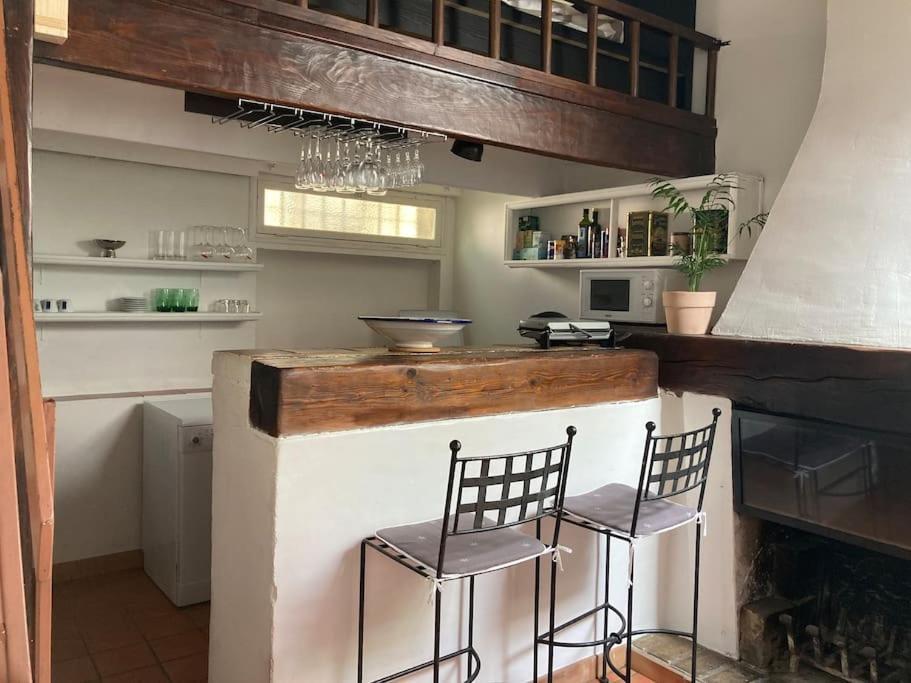 Appartement Avec Deux Chambres Centre Ville Aixois Aix-en-Provence Esterno foto
