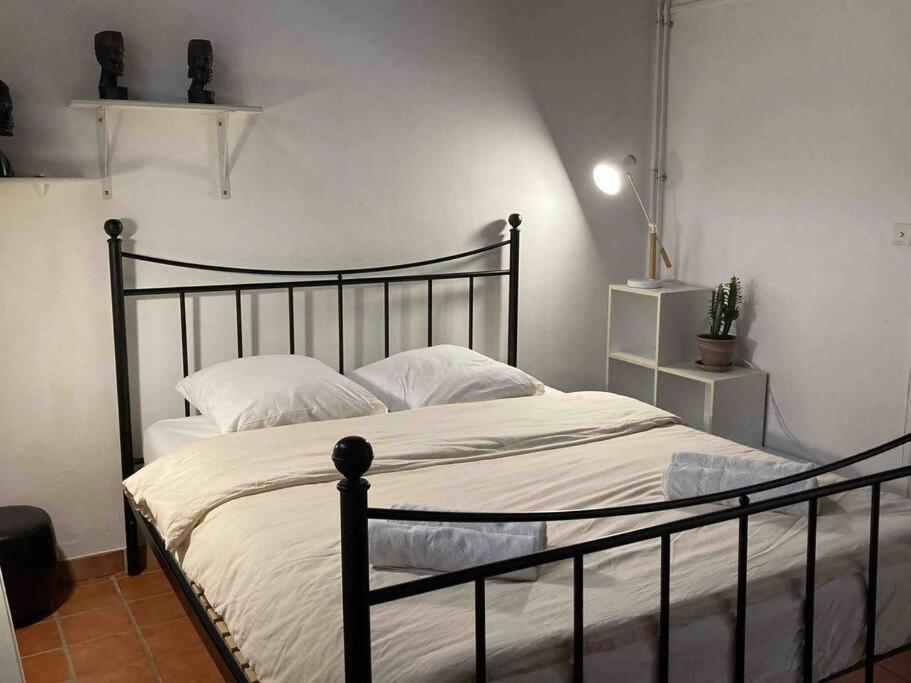 Appartement Avec Deux Chambres Centre Ville Aixois Aix-en-Provence Esterno foto